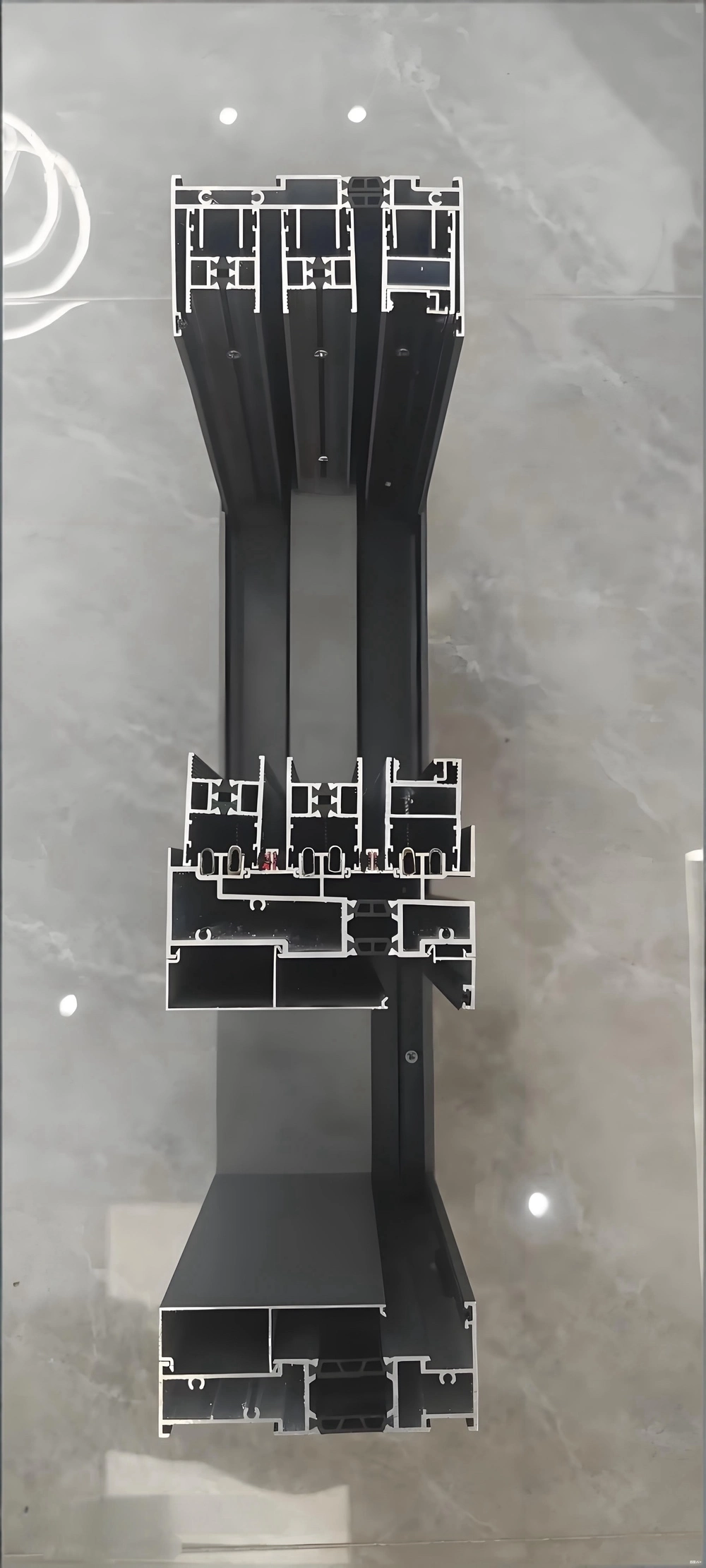 Six-Track Sliding Window