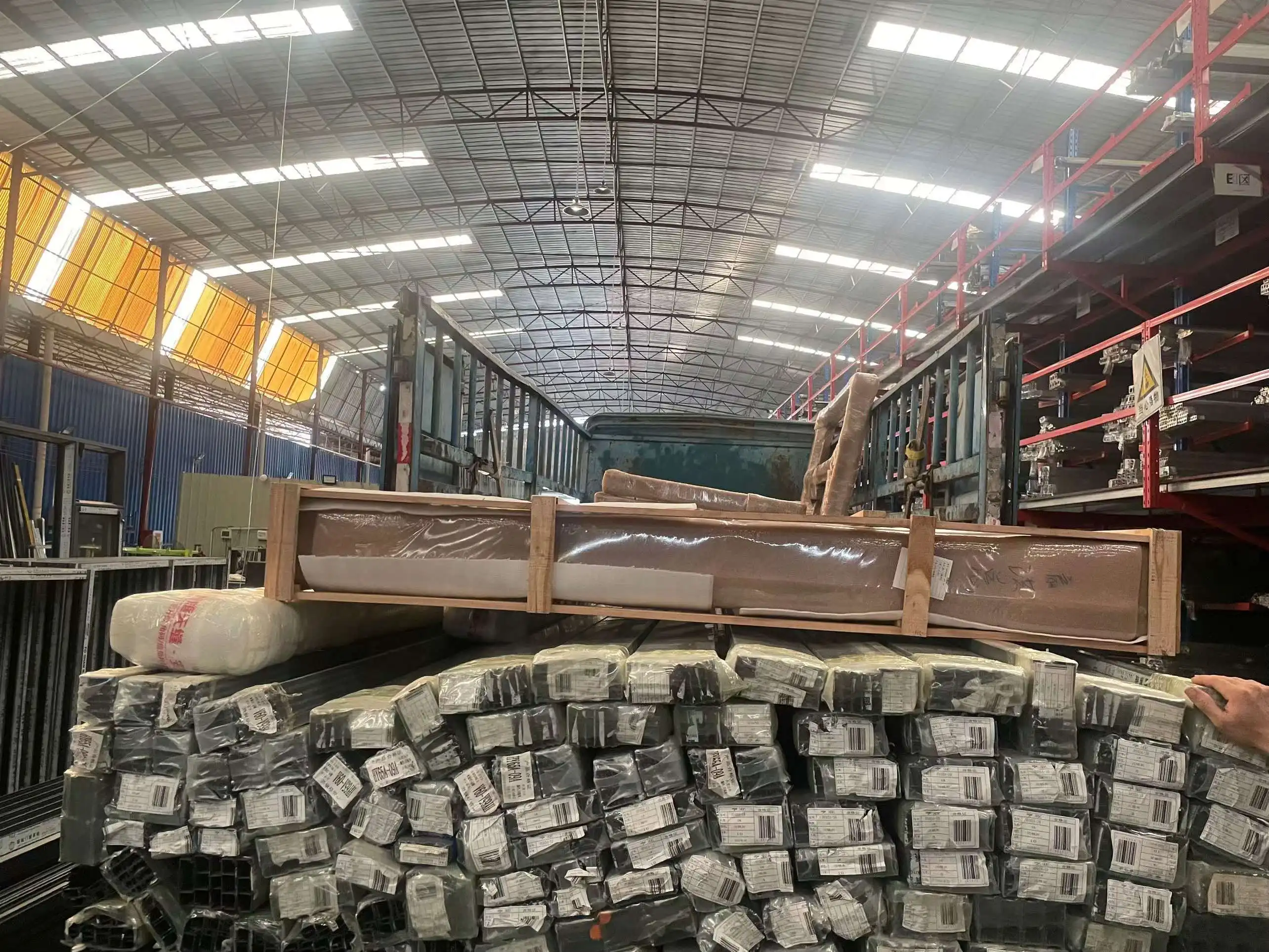 aluminum sliding door profile