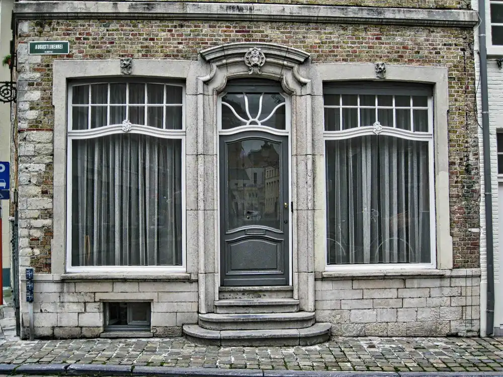 Aluminum Doors and Windows